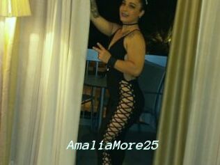 AmaliaMore25