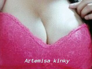 Artemisa_kinky