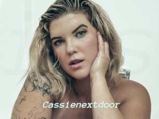 Cassienextdoor