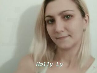 Holly_Ly