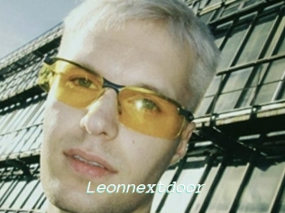 Leonnextdoor