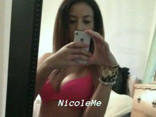 NicoleMe