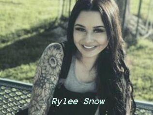 Rylee_Snow