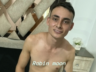 Robin_moon