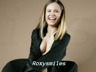 Roxysmiles